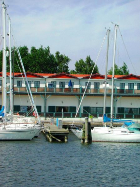 Ferienapartment Hafenperle Karlshagen Yachthafen in Karlshagen